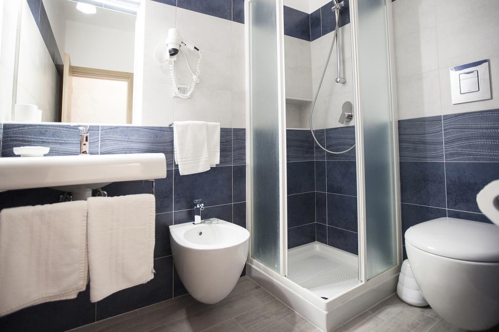 Standard Double Room,807194178:JPEG